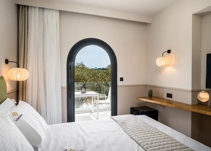 Loadstar & Апартаменты Контокали