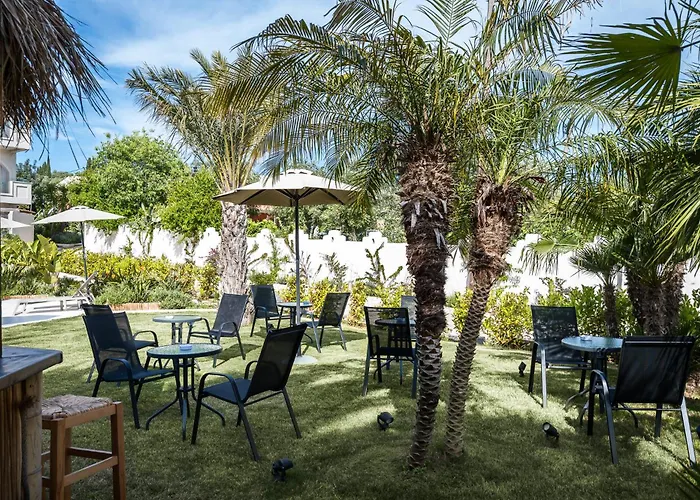 Loadstar & Апартаменты Контокали